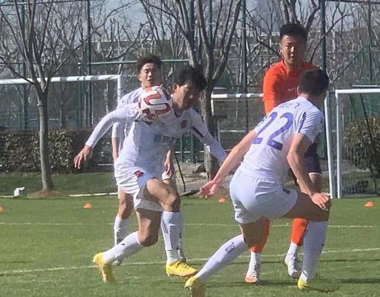 国产激情自拍视频